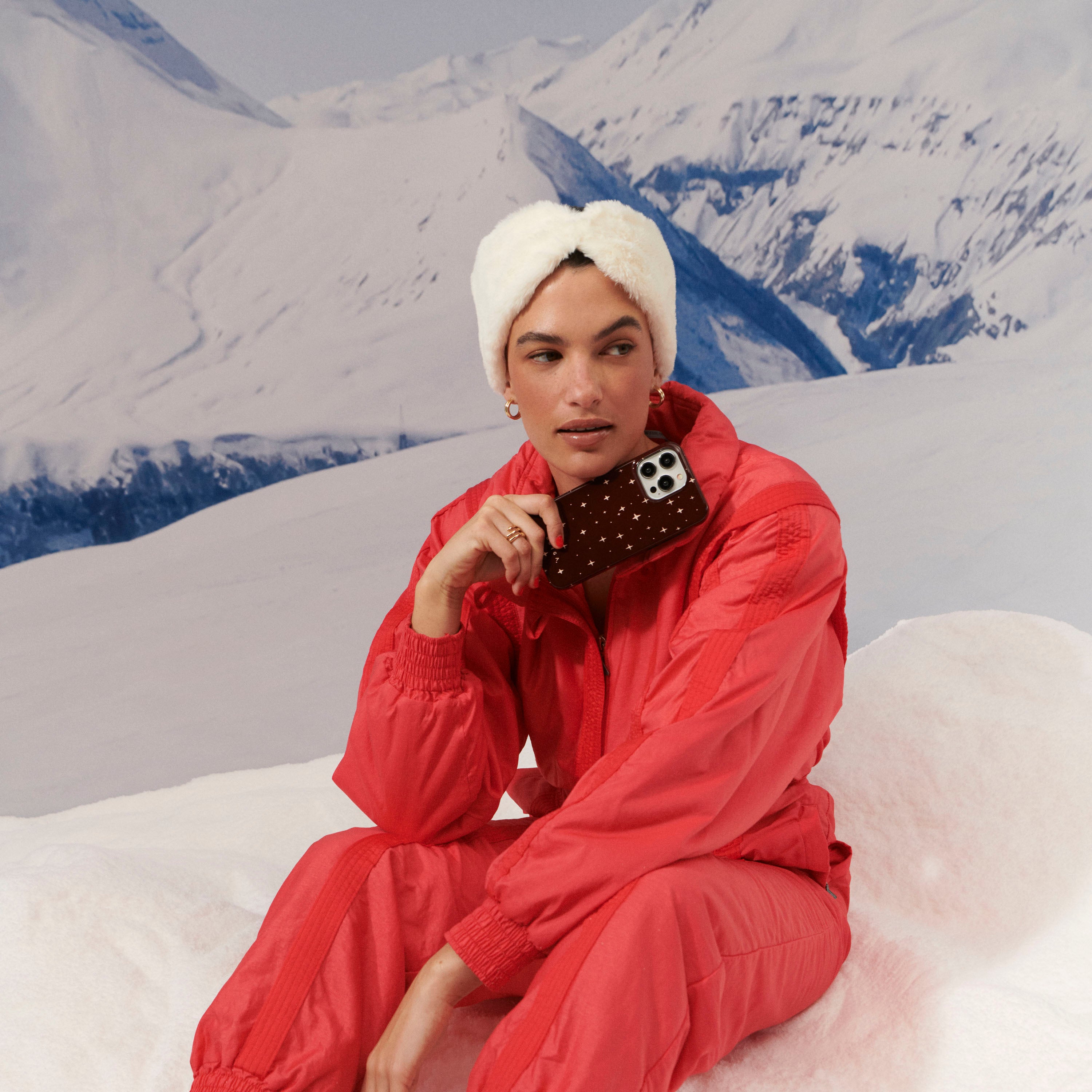 Very Merry - iPhone 15 Case